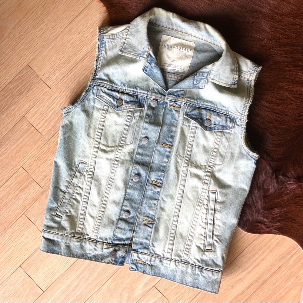 Aeropostale Mens Denim Vest